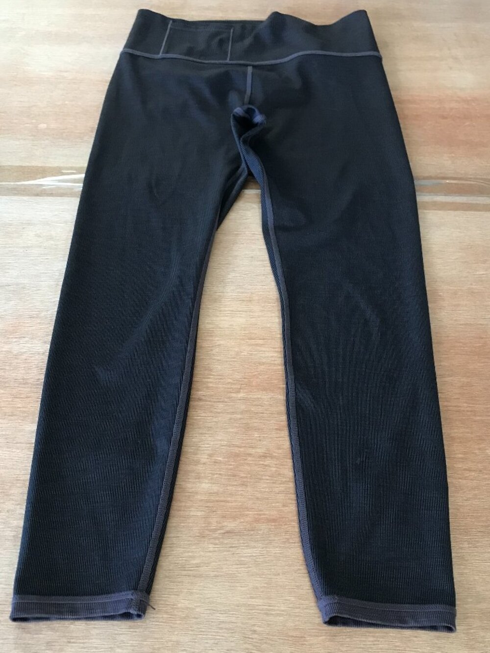 Vuori Athletic Leggings Women S Black Striped High Rise Hip Pocket Athleisure